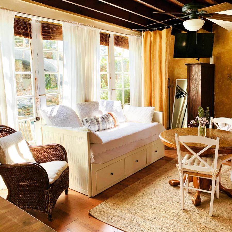 Under The Tuscan Sun Cottage In West Los Angeles Exterior photo