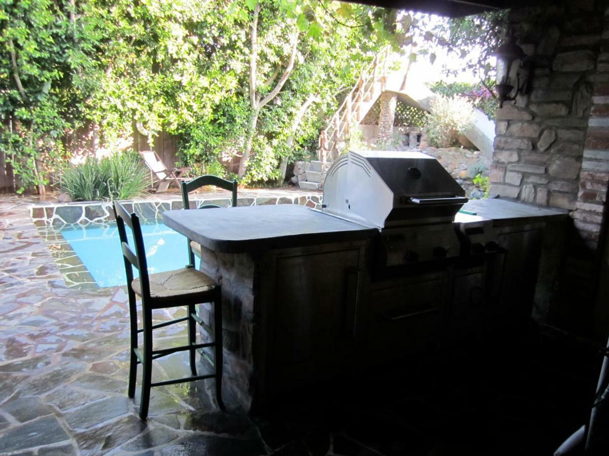 Under The Tuscan Sun Cottage In West Los Angeles Exterior photo